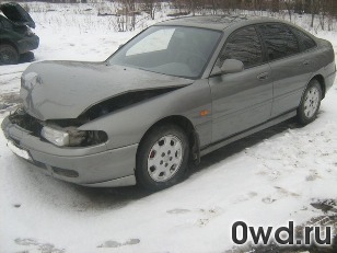 Битый автомобиль Mazda 626