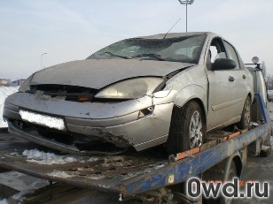 Битый автомобиль Ford Focus