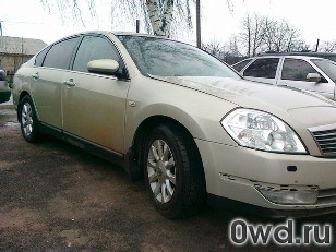 Битый автомобиль Nissan Teana